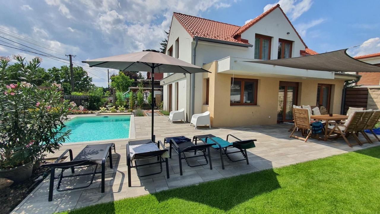 Velence Lakeside Pool House Exteriér fotografie